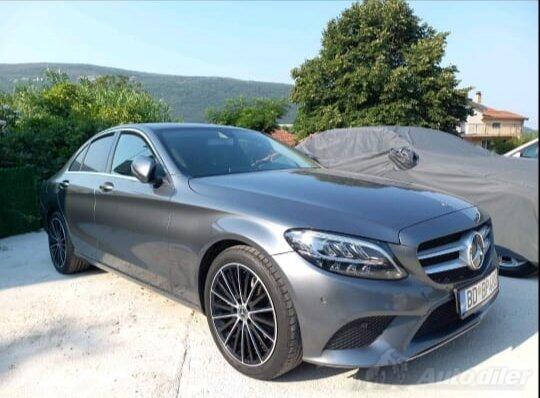 Mercedes Benz - C 220 - 2.0 D