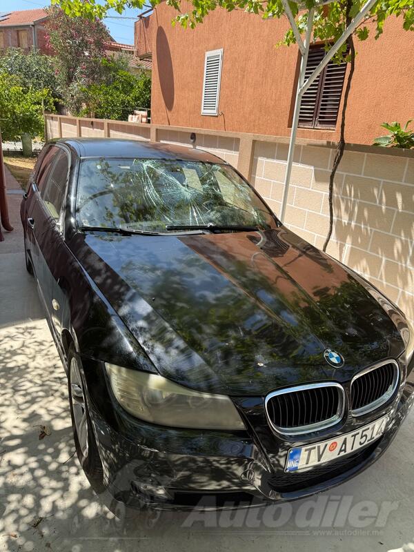 BMW - 320 - 320D