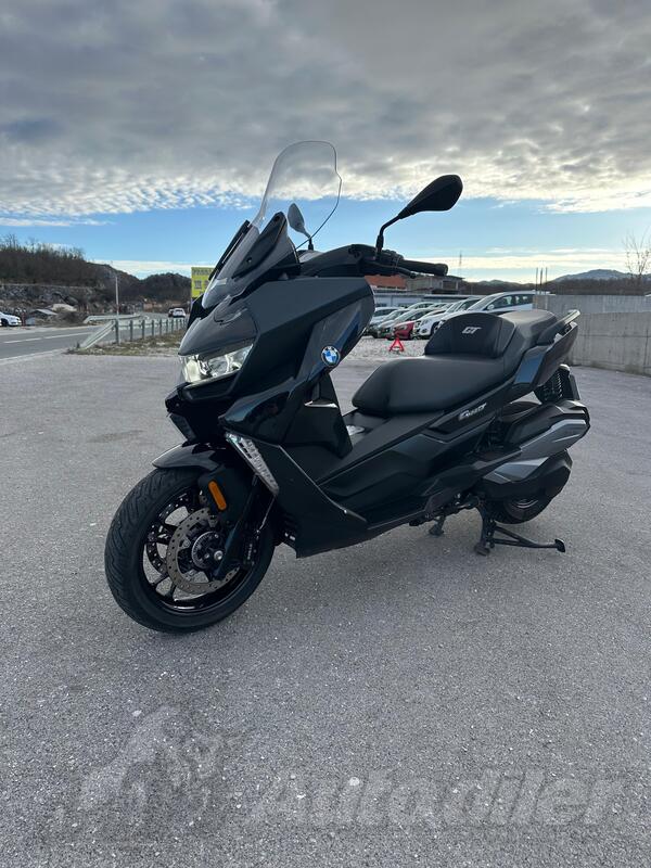 BMW - C400 GT