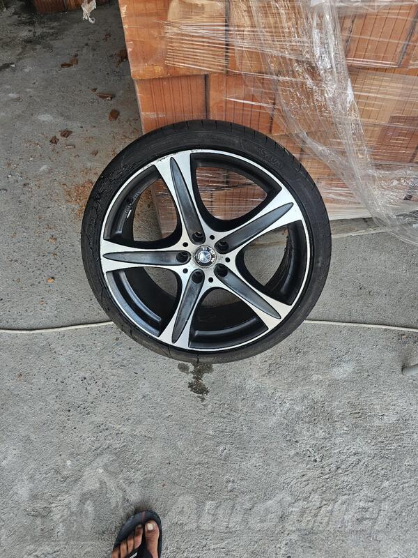 DEZENT felne i sava gume