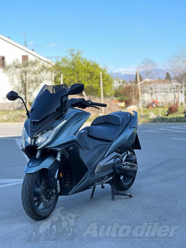 Kymco -  AK 550