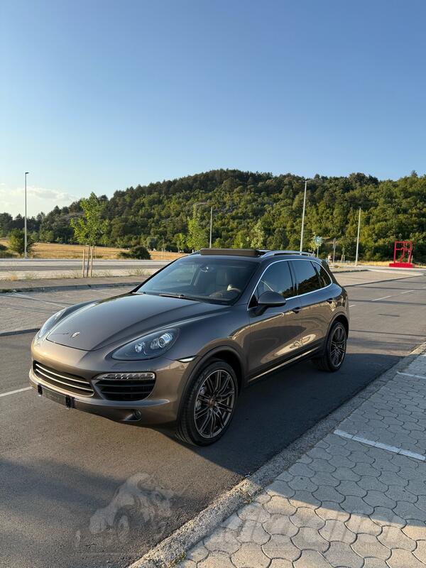 Porsche - Cayenne - S