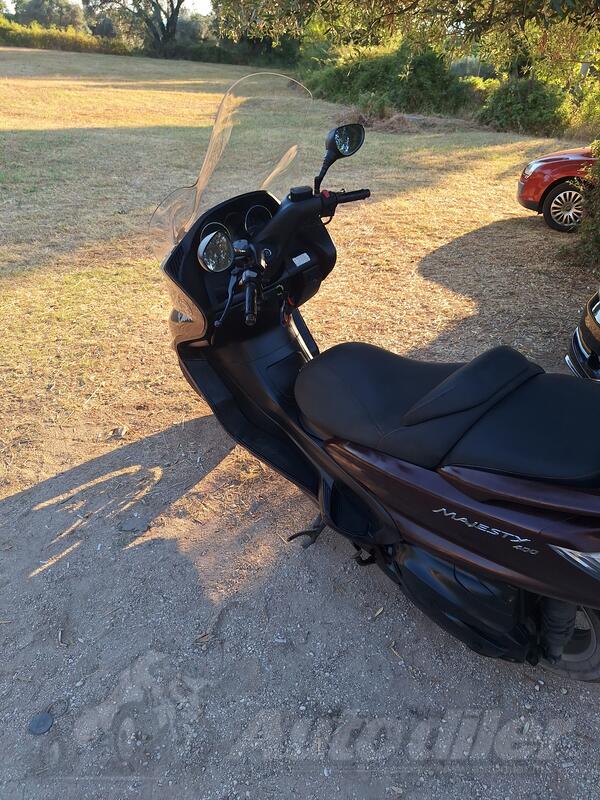 Yamaha - majestik 400