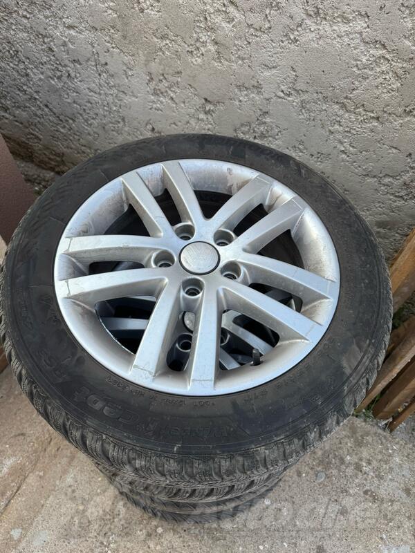 Fabričke felne i Golf 6 gume