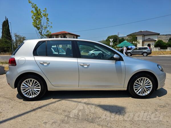 Volkswagen - Golf 6 - 1.6tdi-77kw