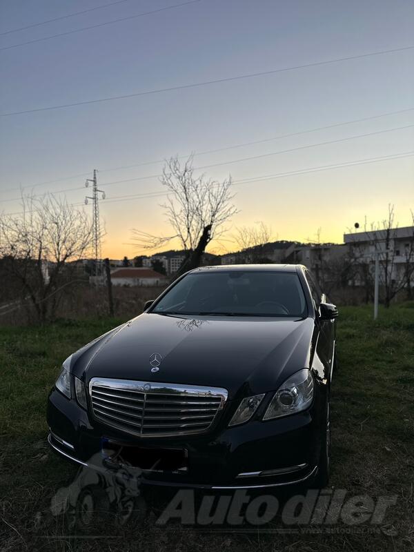 Mercedes Benz - 220 - E220 CDI