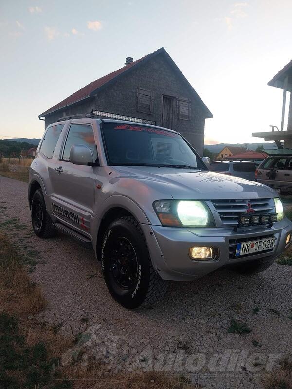 Mitsubishi - Pajero - 3.2 DID