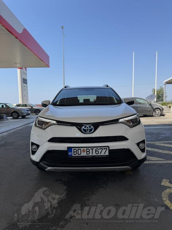 Toyota - RAV 4 - 2.0 hibrid benzin