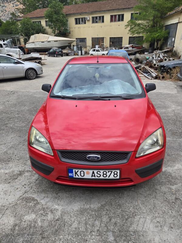 Ford - Focus - 1.4 Benzin