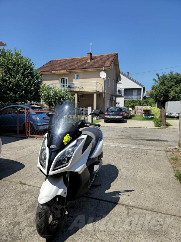 Kymco - Downtown