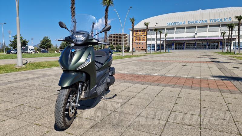 Piaggio - Beverly