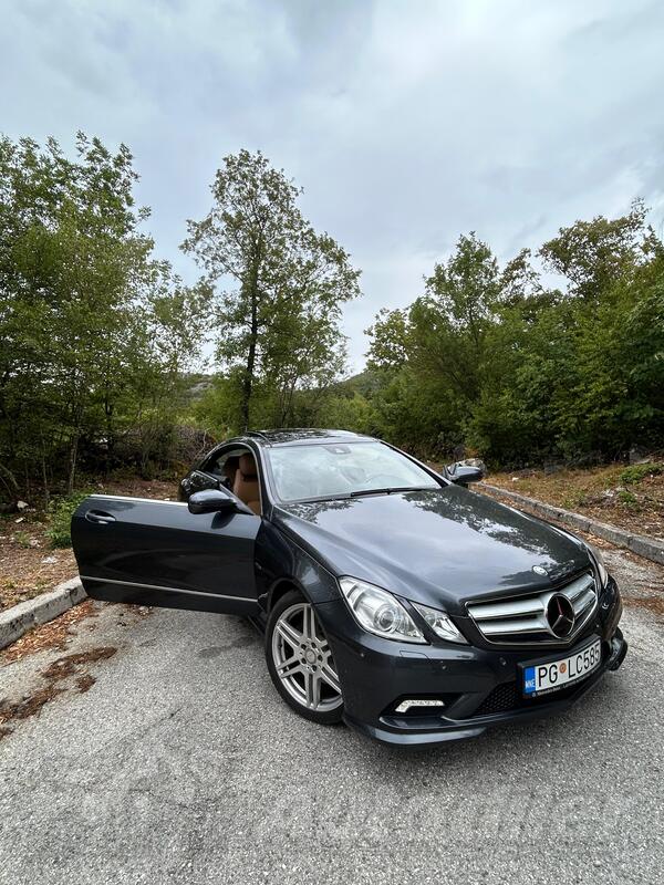 Mercedes Benz - E 350 - 3.5L