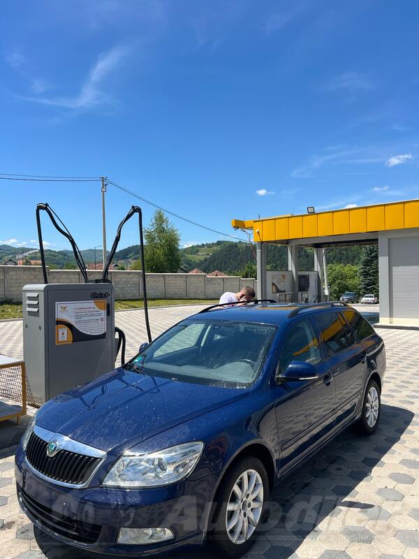 Škoda - Octavia - 1.6