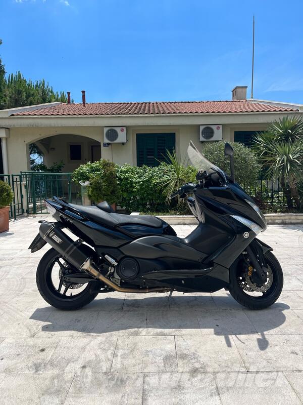 Yamaha - T-MAX