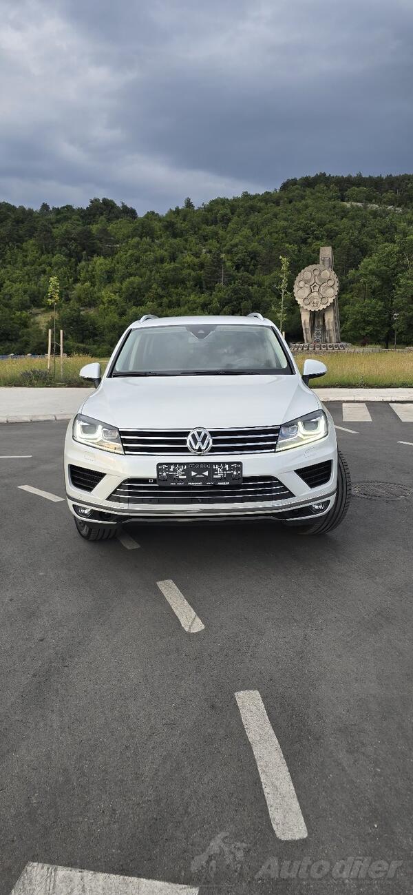 Volkswagen - Touareg - 3.0tdi,