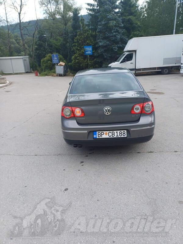 Volkswagen - Passat - 2.0