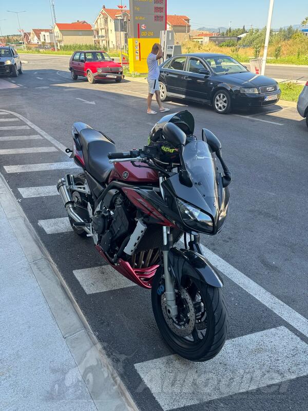 Yamaha - FZS1000S