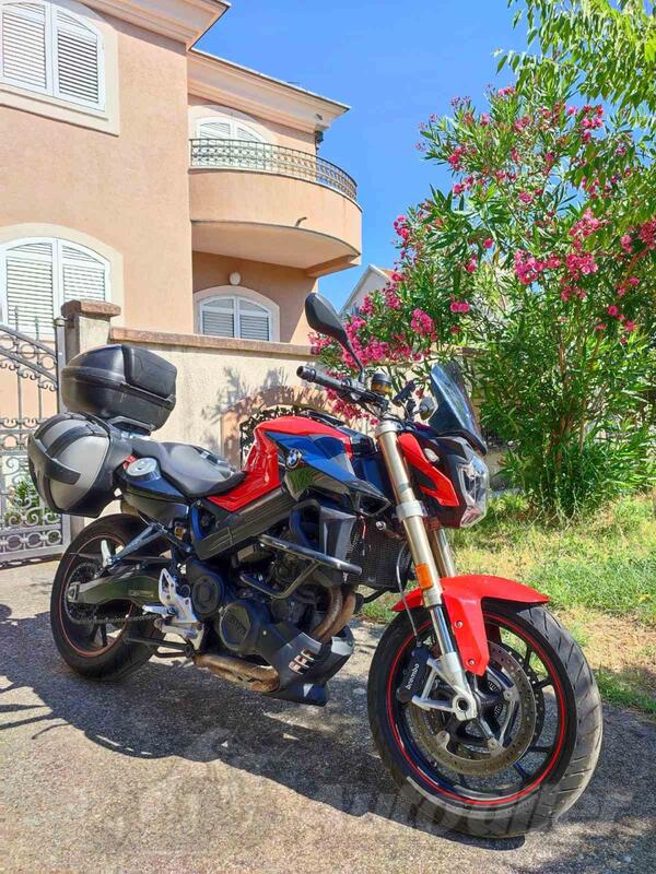 BMW - F 800 R