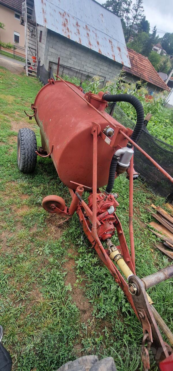 IMT - Cisterna 1200l