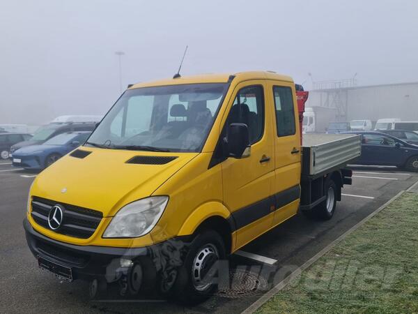 Mercedes Benz - Sprinter 519 CDI Doka s platformom + kran