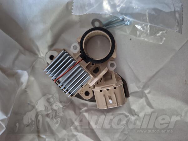 Regleri za Mazda - 6    - 2012