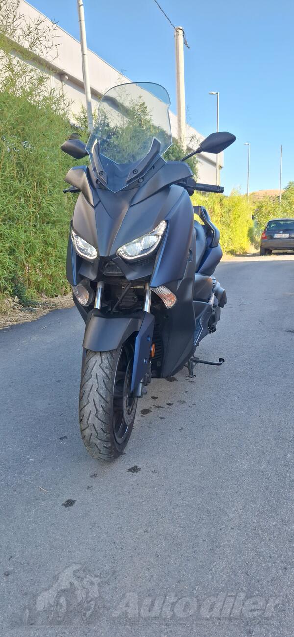 Yamaha - X max