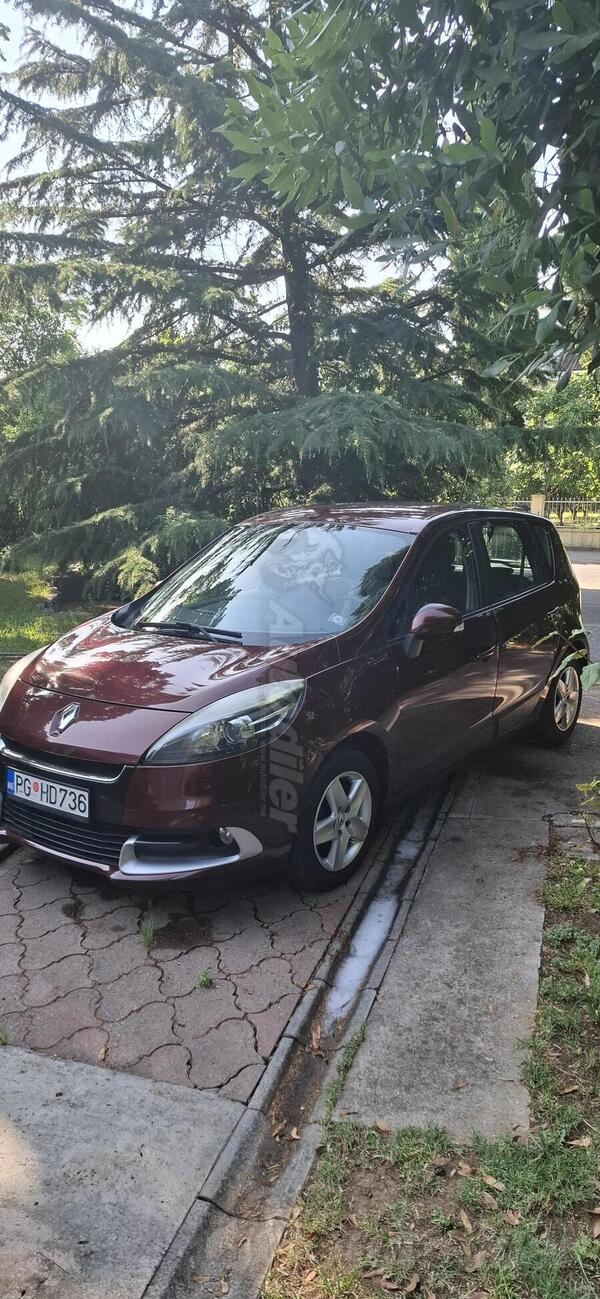 Renault - Scenic - 1.5 DCI