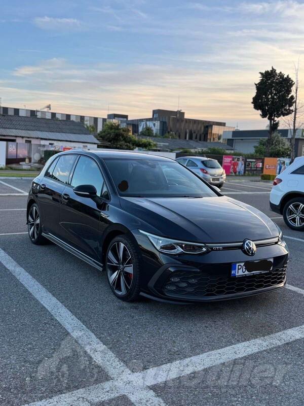 Volkswagen - Golf 8 - 2.0