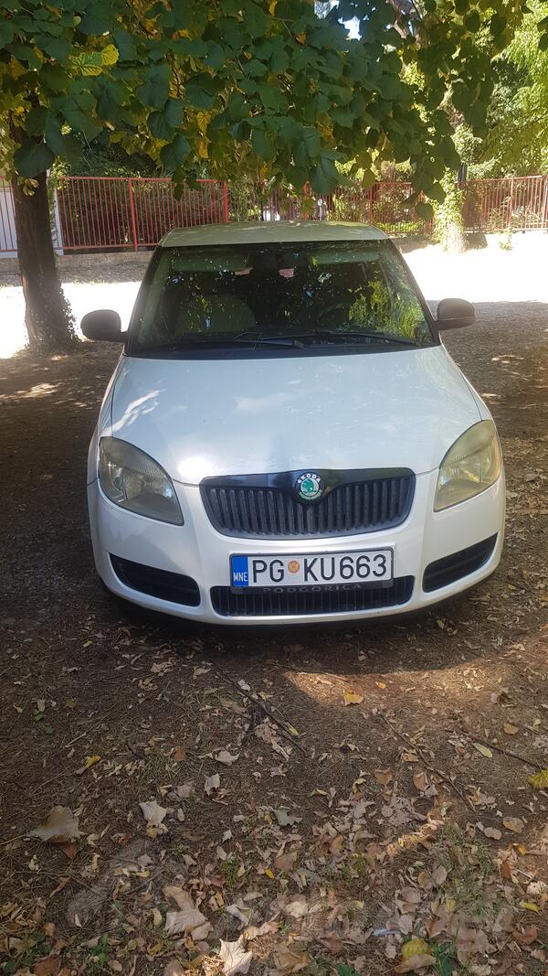 Škoda - Fabia - 12