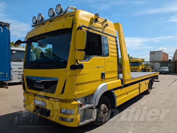 MAN - TGL 12.220 kamion za prevoz vozila + vitlo