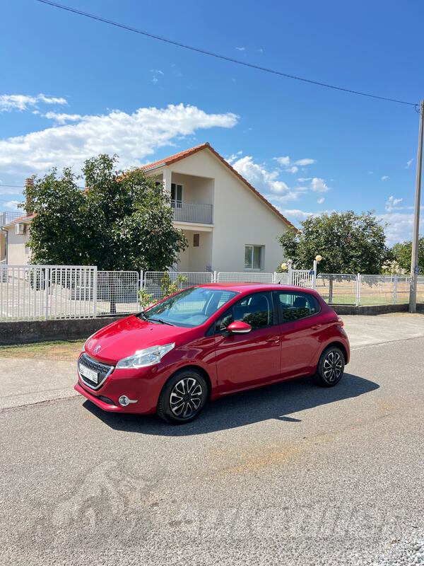 Peugeot - 208 - 1.4 HDI