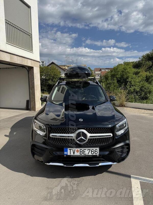 Mercedes Benz - GLB 200