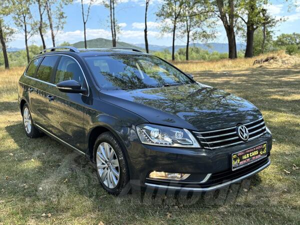 Volkswagen - Passat