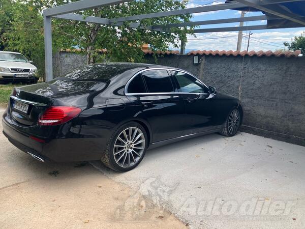 Mercedes Benz - E 220