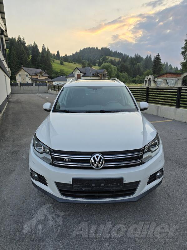 Volkswagen - Tiguan - R line DSG