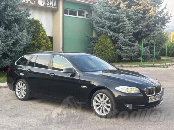 BMW - 520 - F11