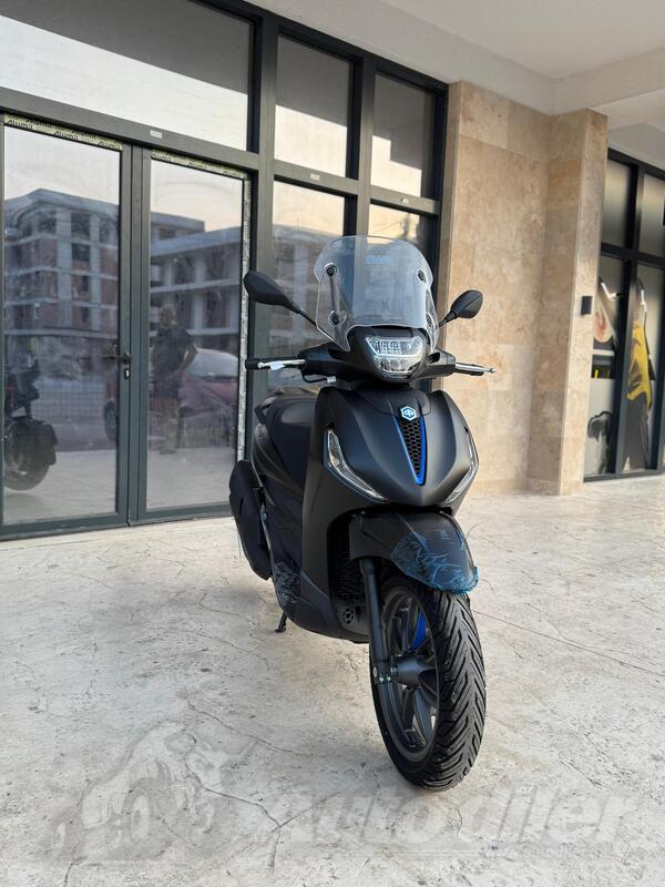 Piaggio - Beverly 400 s