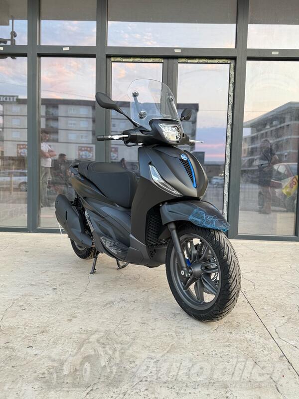 Piaggio - Beverly 400s hp