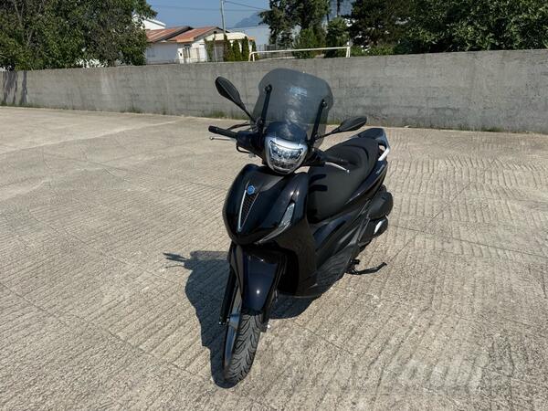 Piaggio - BEVERLY 310 HPE