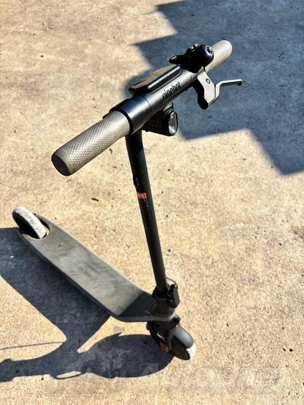 Ostalo - Ninebot E2 PLUS