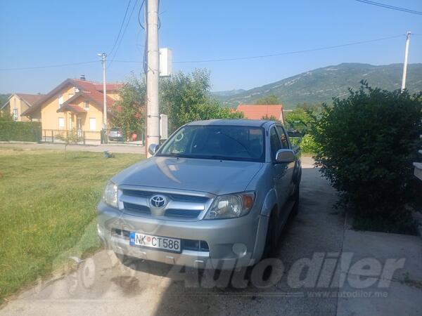 Toyota - Hilux - 2.5 D4D