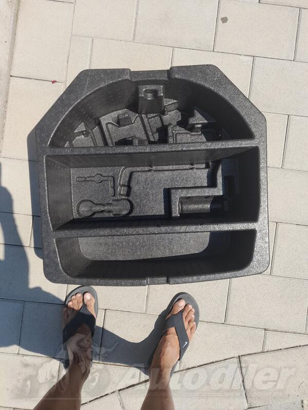 Poklopac prtljažn