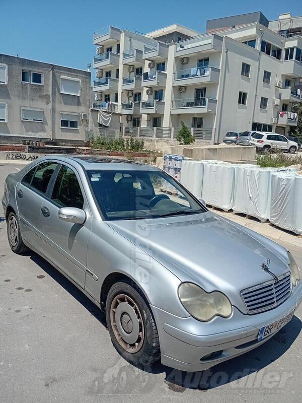 Mercedes Benz - 200 - C200