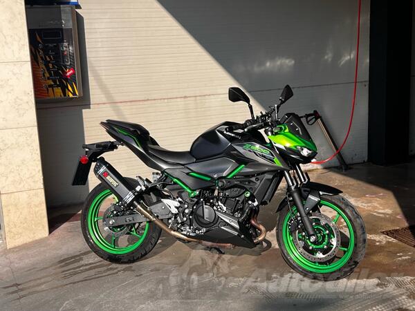 Kawasaki - Z 500