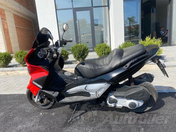 Gilera - Nexus