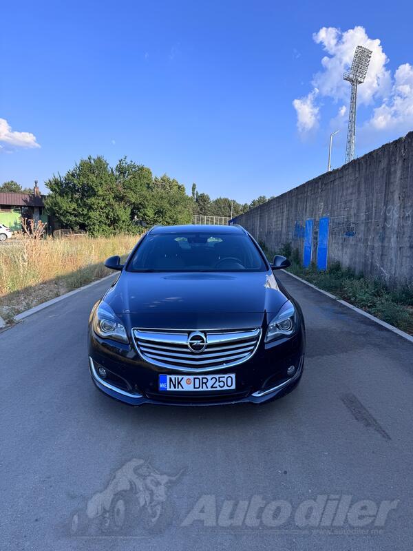 Opel - Insignia - 2.0 biturbo