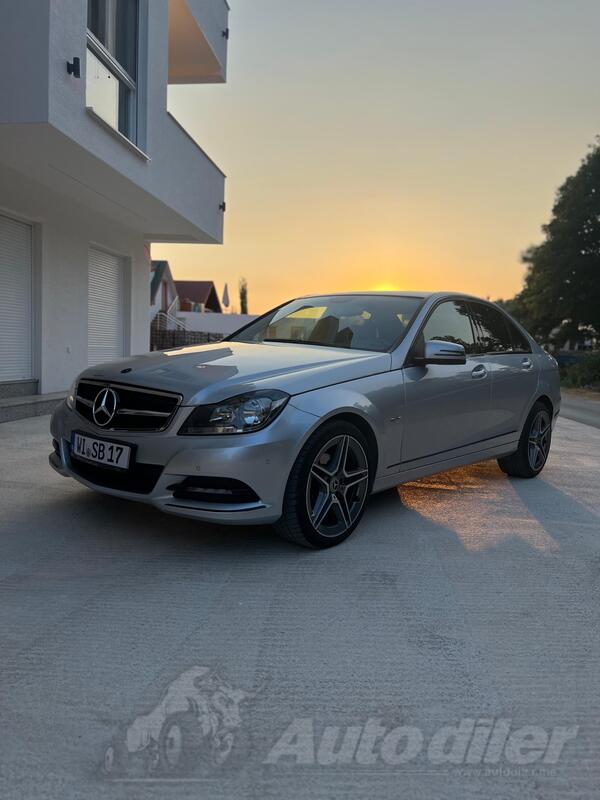 Mercedes Benz - C 180 - C 180