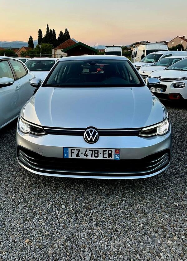Volkswagen - Golf 8 -  Golf 2.0 TDI Life Business