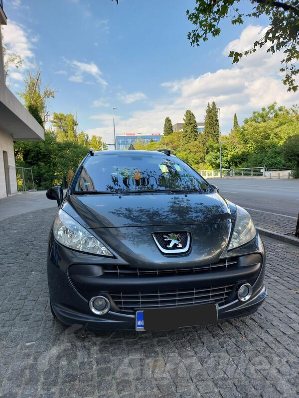 Peugeot - 207 - 1.6HDI⁹