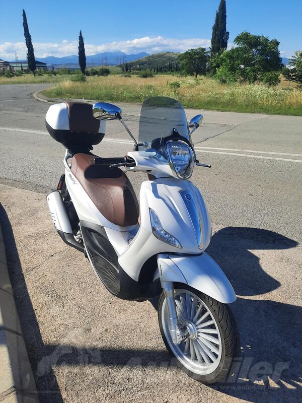 Piaggio - beverly